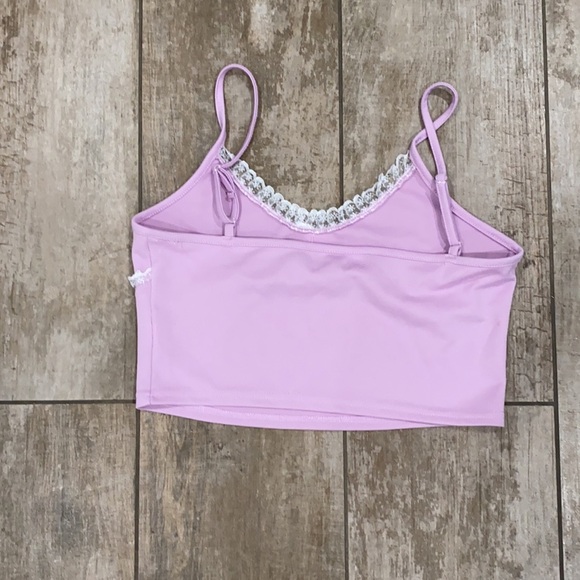 Cute top - Picture 2 of 2